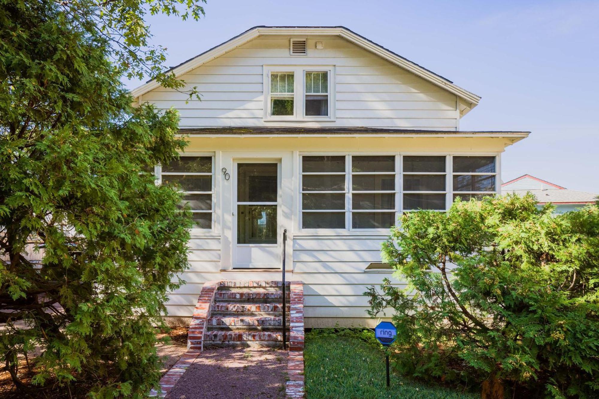 Queen City Bungalow & Cottages Burlington Exterior foto